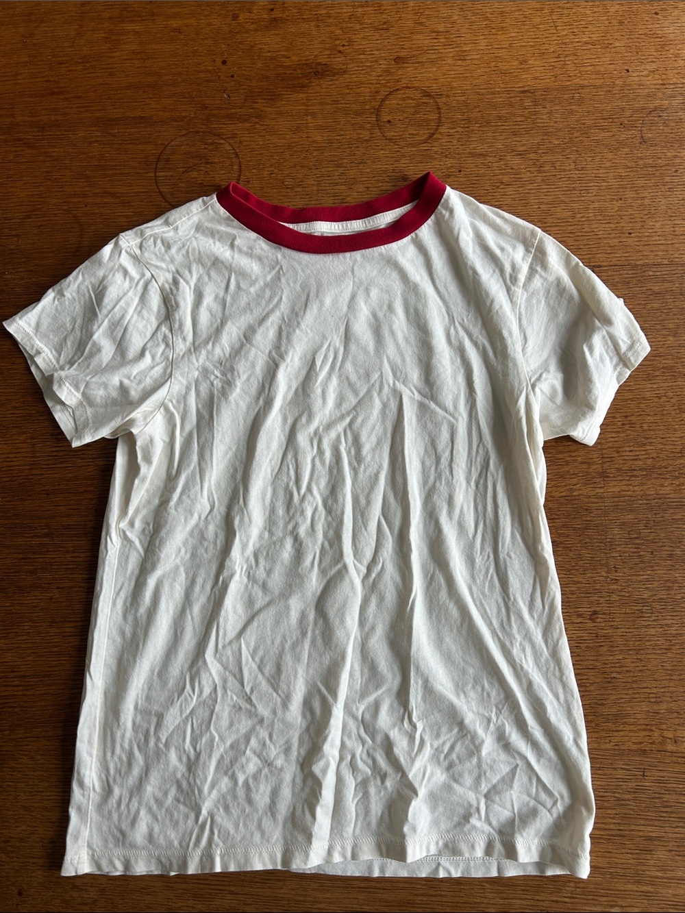 6397 White cotton Tee with Red Trim Collar size small